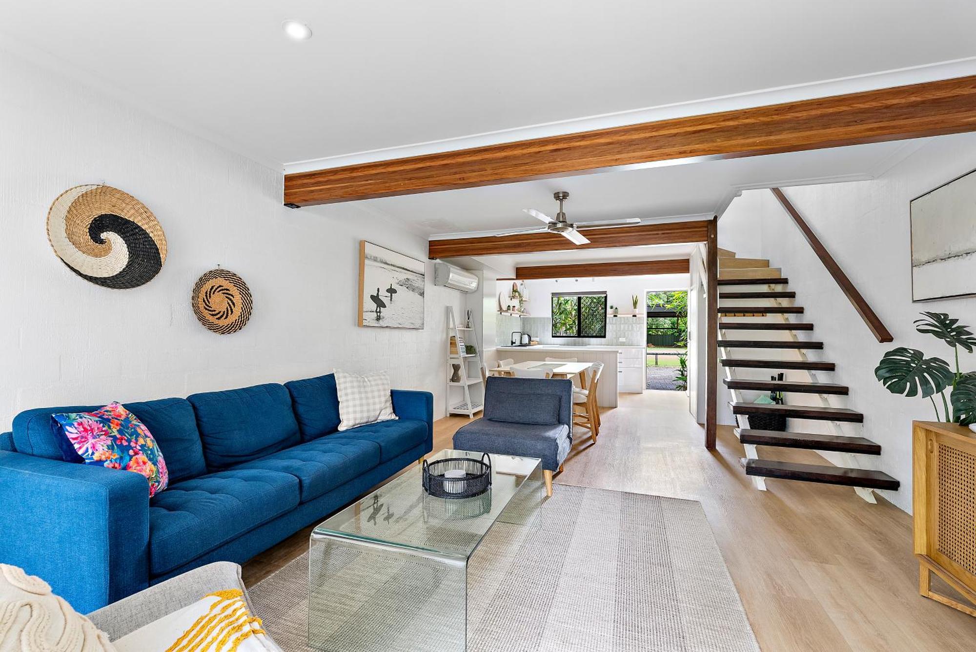 Stylish Townhouse, Private Courtyard Walk To Beach Noosaville Exterior photo
